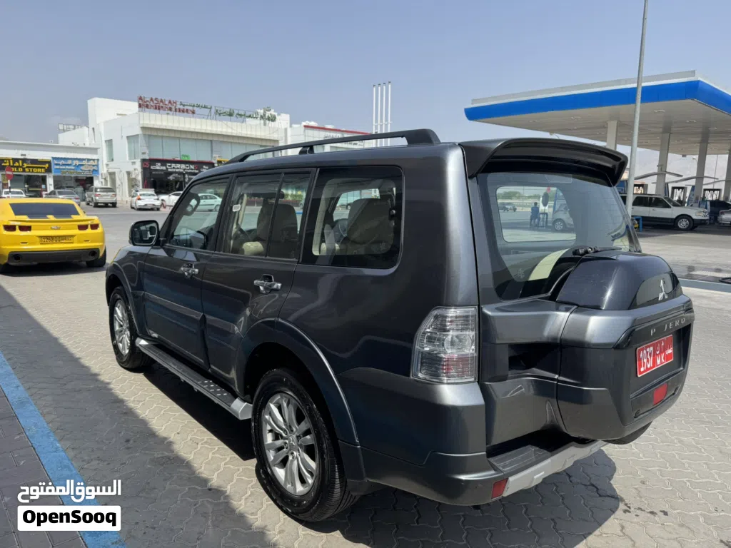 Mitsubishi Pajero GLS