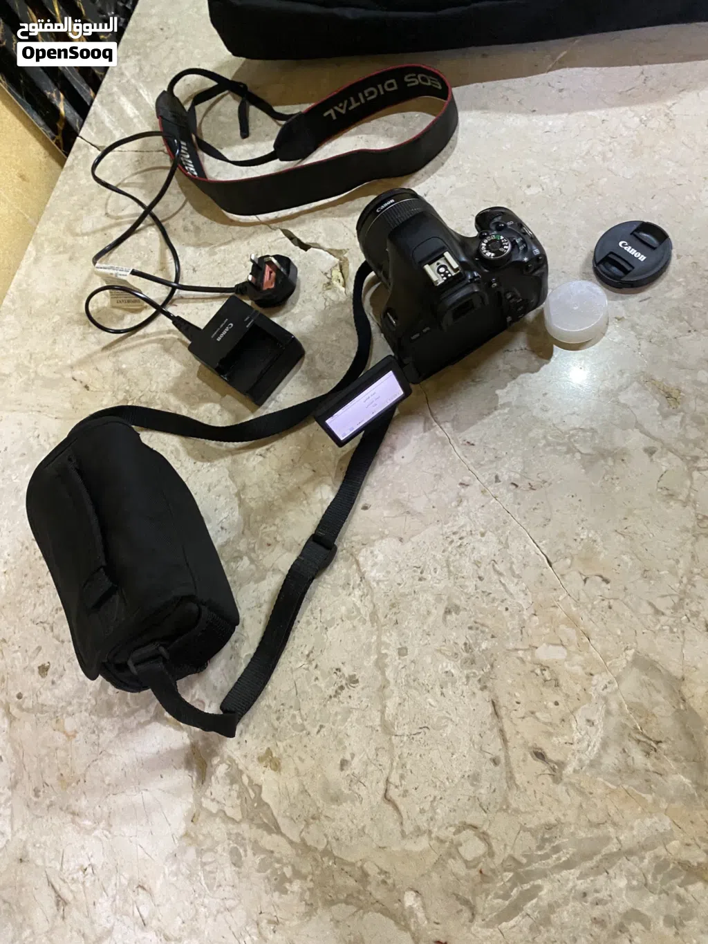 كانون 600D
