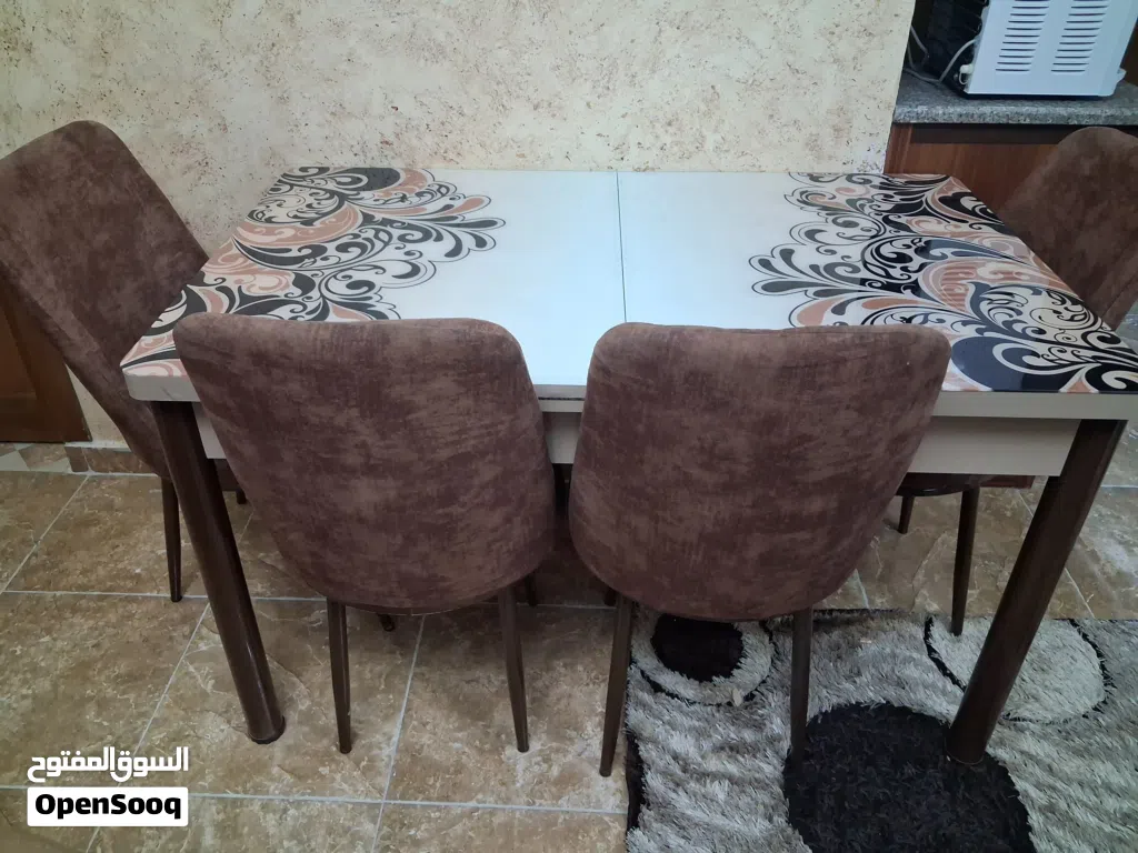 طاولة سفرة سيكوريت