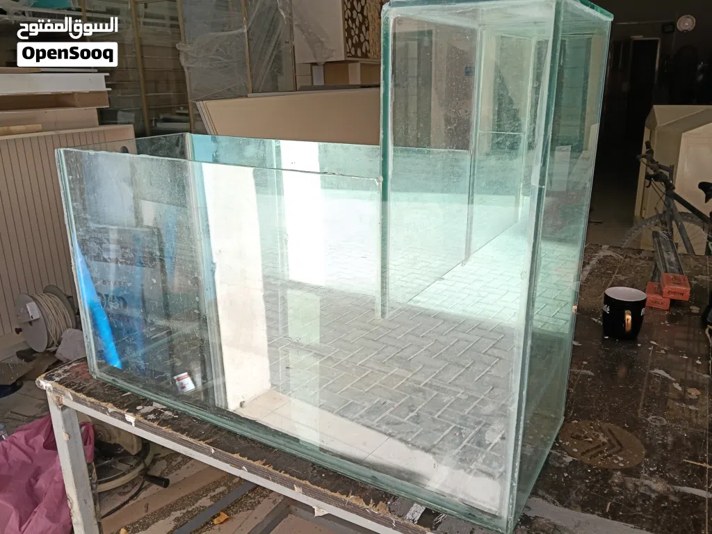 fish tank with filter pump