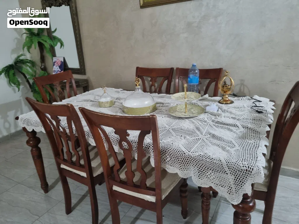 سفرة وغرفة ضيوف للبيع