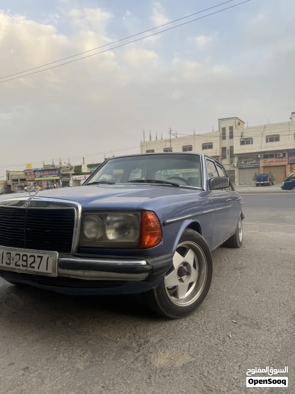 مرسيدس بنز الفئة-E E 300