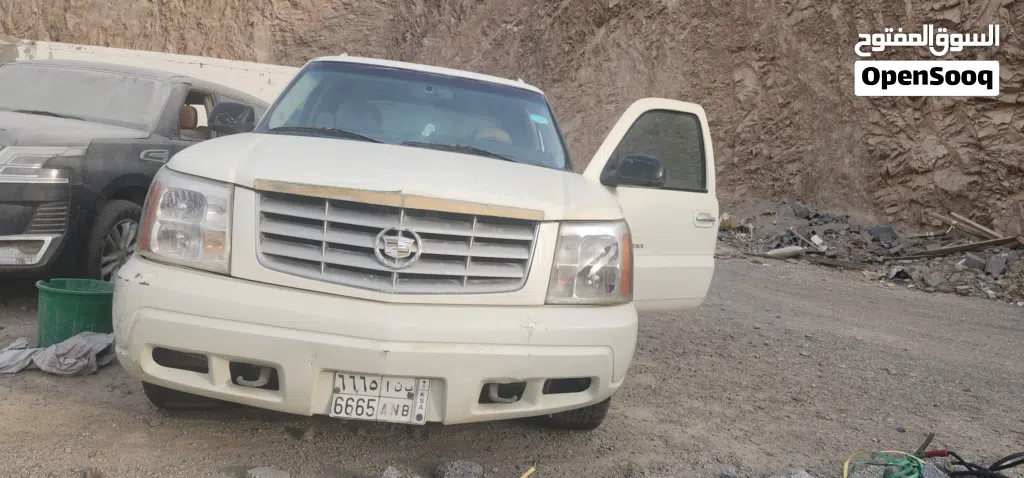 كاديلاك اخرى