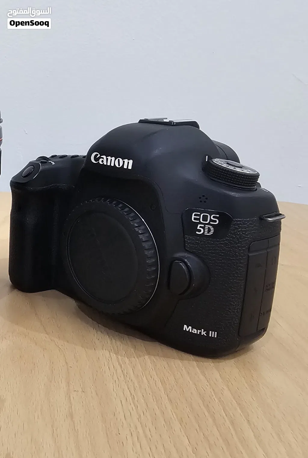 للبيع (كامرة d5 مارك3 ) Canon EOS 5D Mark III