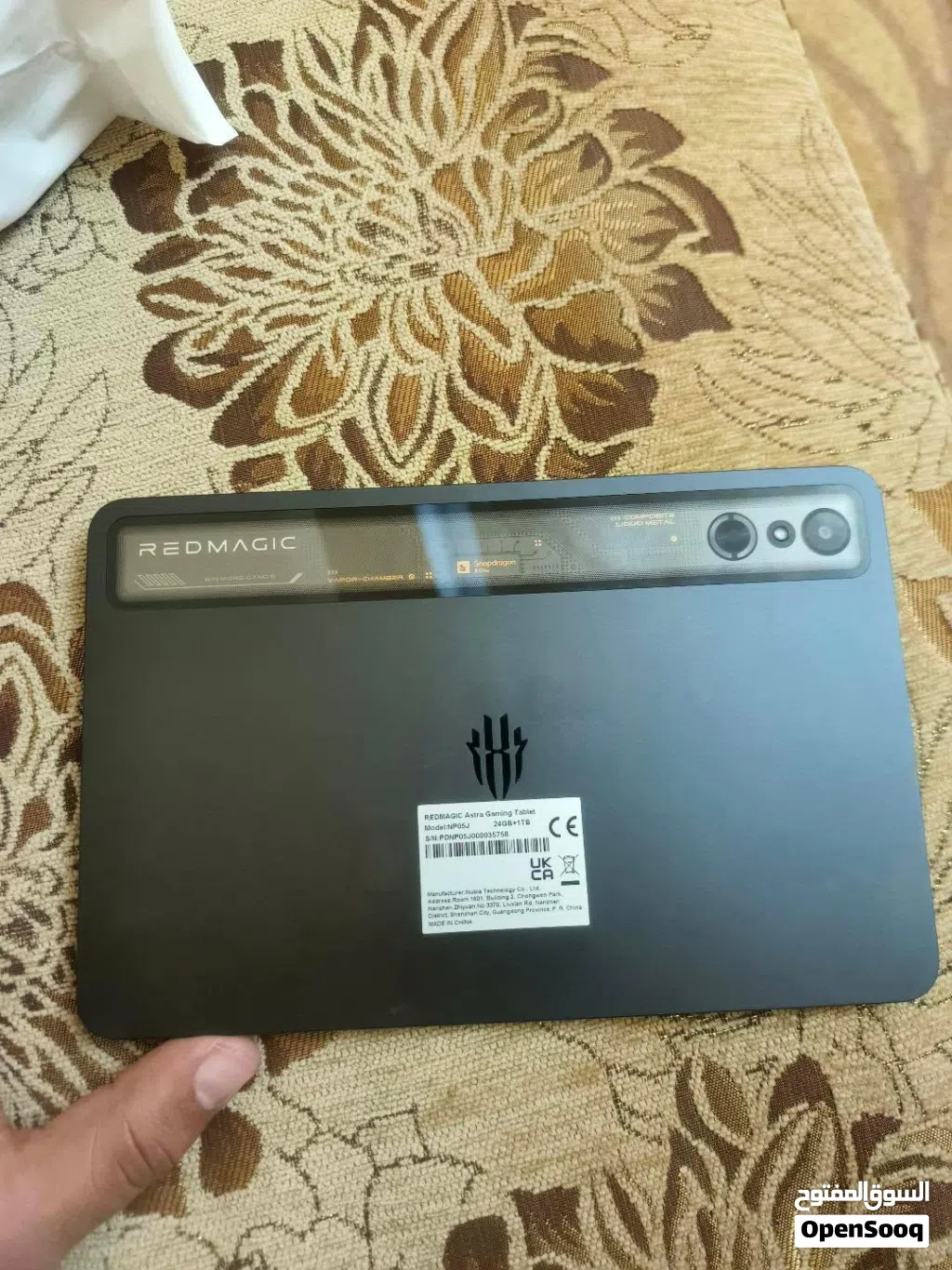 جهاز RED MAGIC ASRTAمستعمل بحالة ممتازة 9.4 إنش بسعة 1 تيرابايت مع ملحقات
