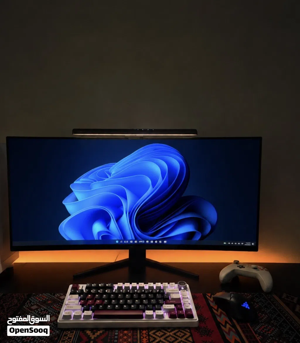 شاشة منحنية UltraGear مقاس 34 بوصه 165 هرتز