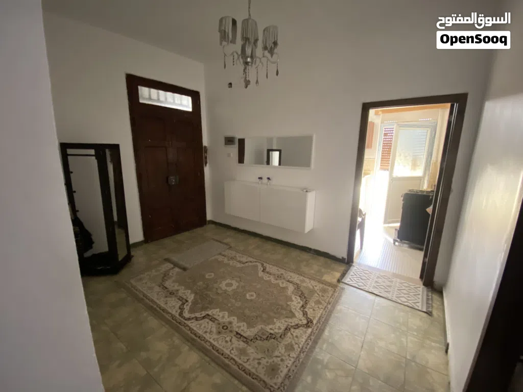 شقة للبيع في شارع ميزران
