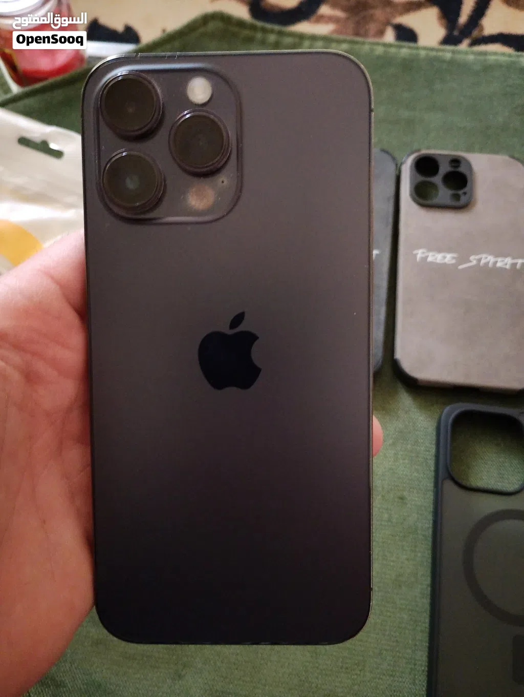 iphone 14 pro max 256 GB super clean with box and all accessories ايفون 14 برو ماكس