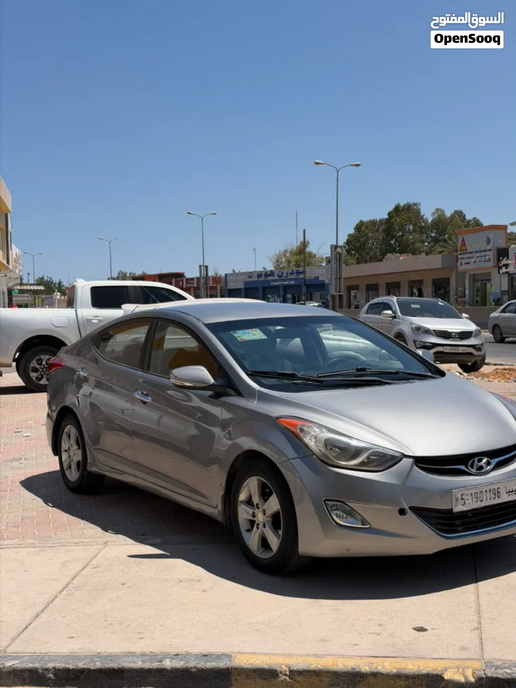 هيونداي النترا GL