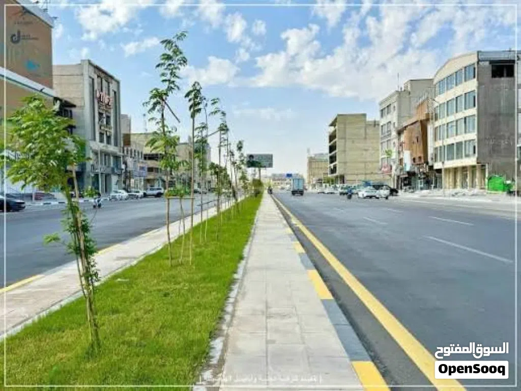 بناية ركن للايجار تجارية في منطقة الطويسة