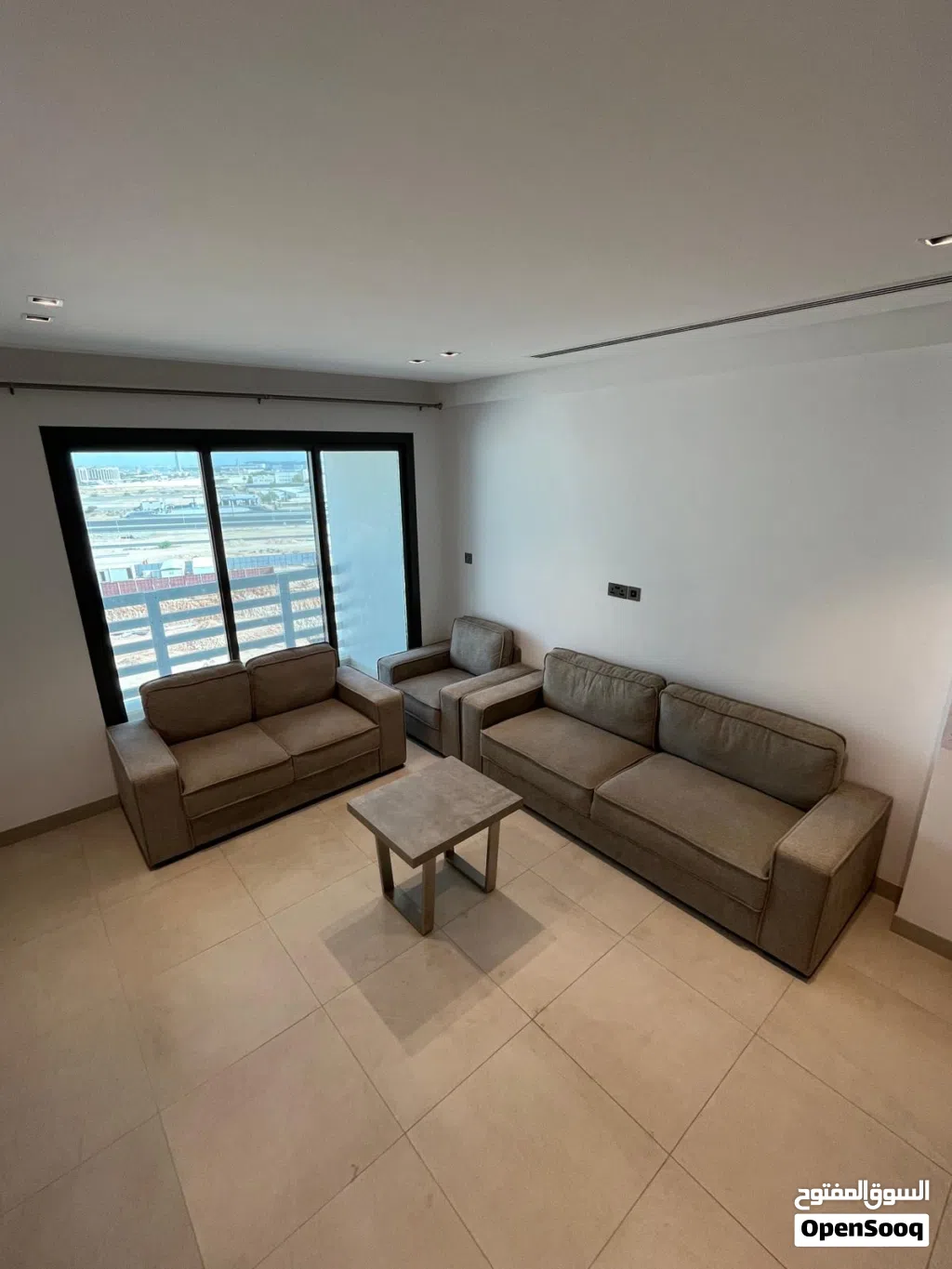 Living room set of 3 sofas (3 different sizes)