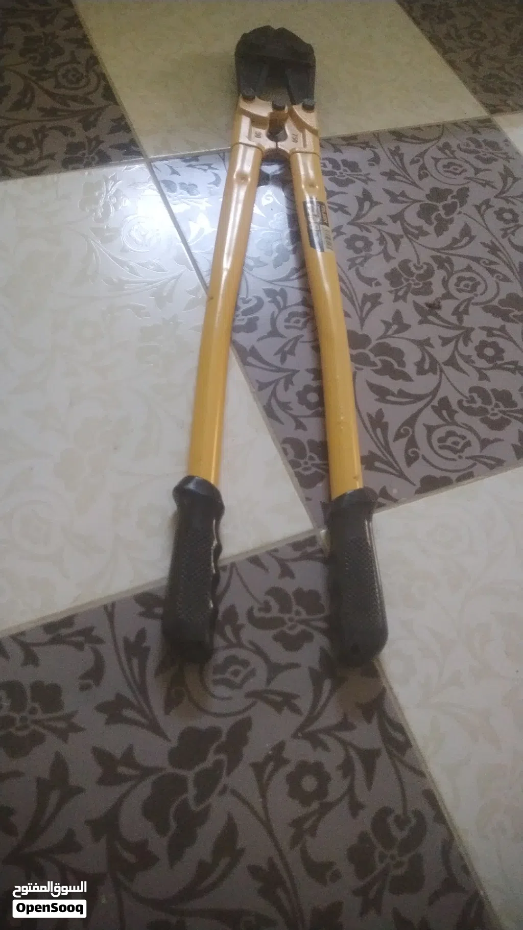 للبيع مقص حديد غير مستخدم يصلح للحديد