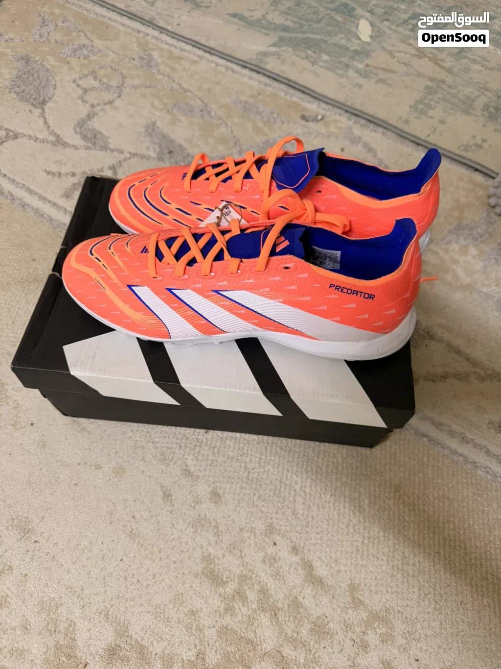 Adidas size available 44 Pyma size :42.5