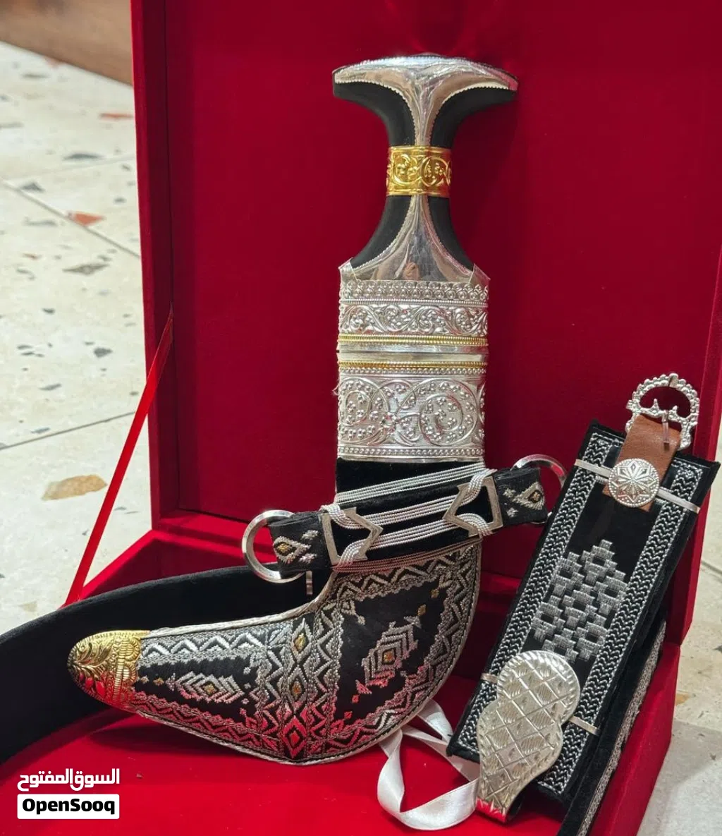 خنجر ساحلية فضة زراف هندي