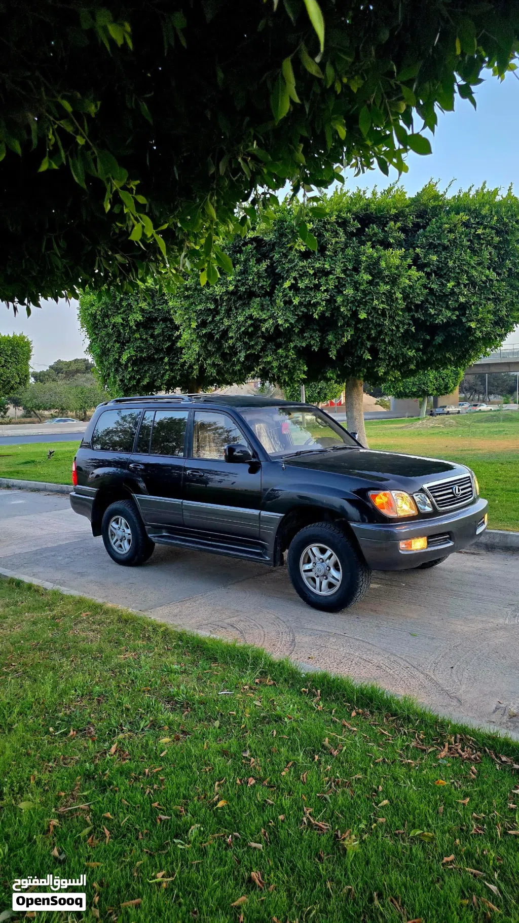 تويوتا لاند كروزر VXR