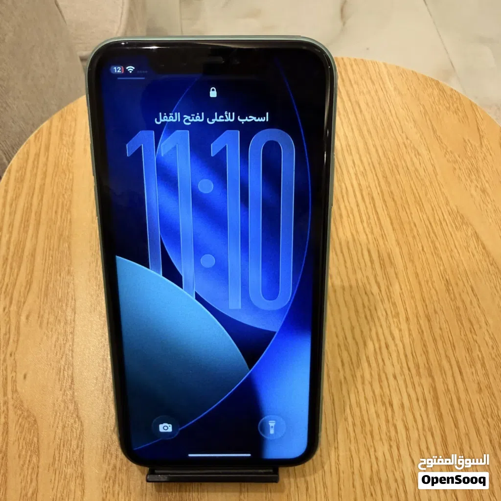 ايفون 11 نظيف جدا