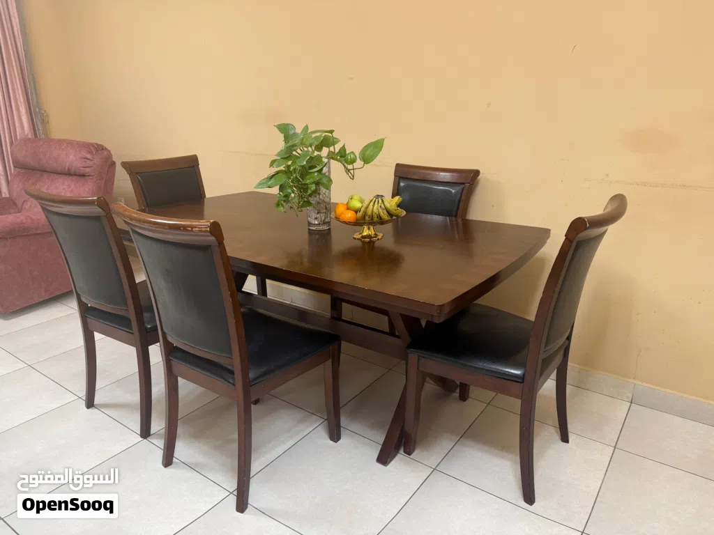 Solid Wood Dining table for Sale