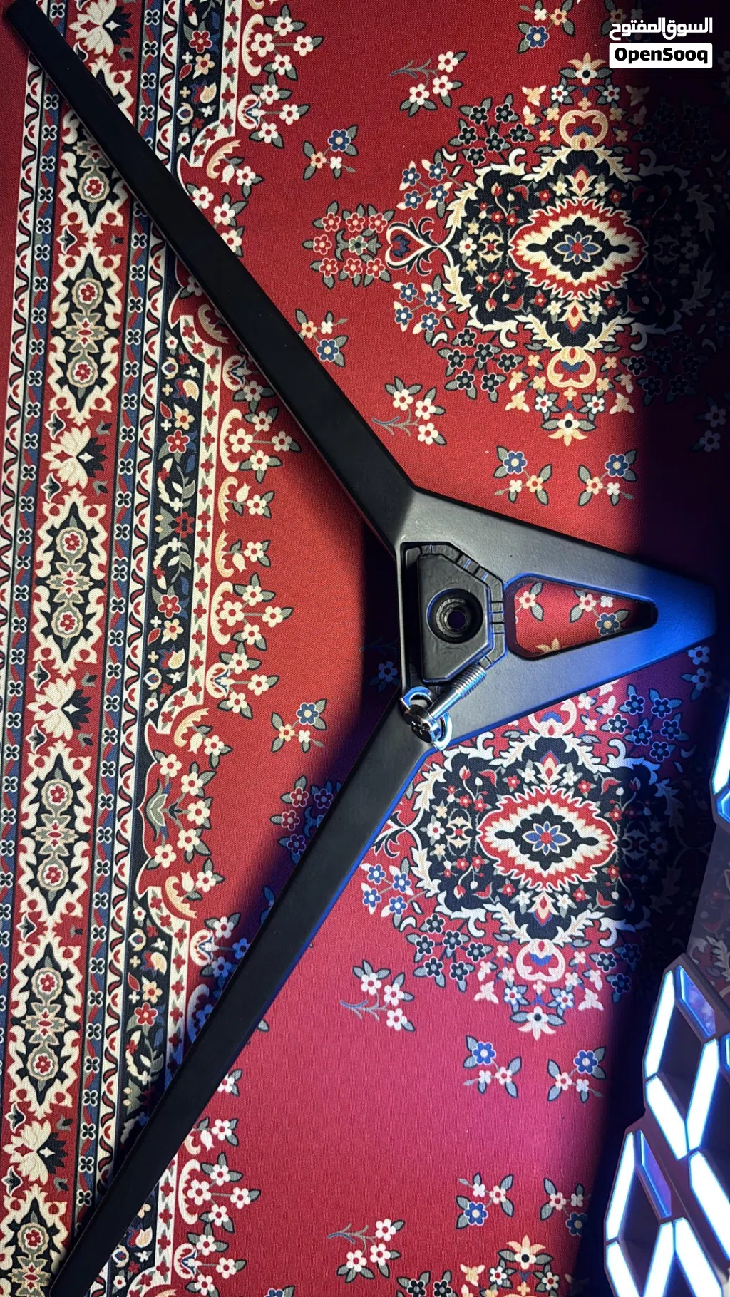 للبيع شاشة MSI G2422C قيمنق 180Hz استعمال شهرين بحالة الوكالة
