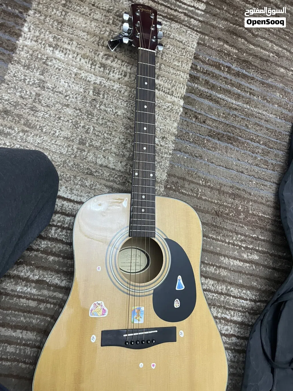 Acoustic Guitar - Fender ( بحاله جيده جدا مستعمل) مع حقيبه