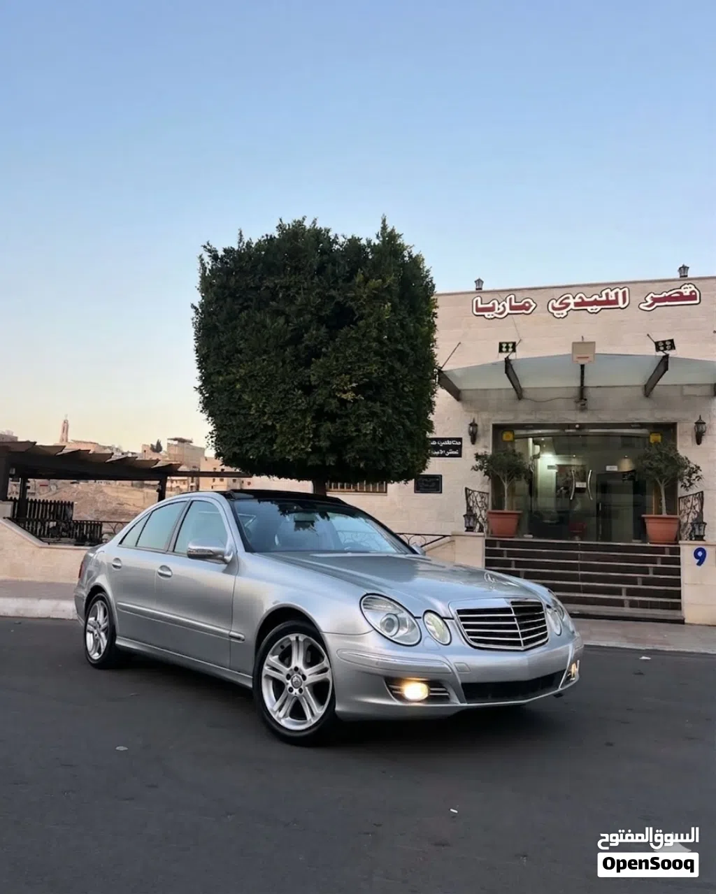 Mercedes Benz E-Class E 200