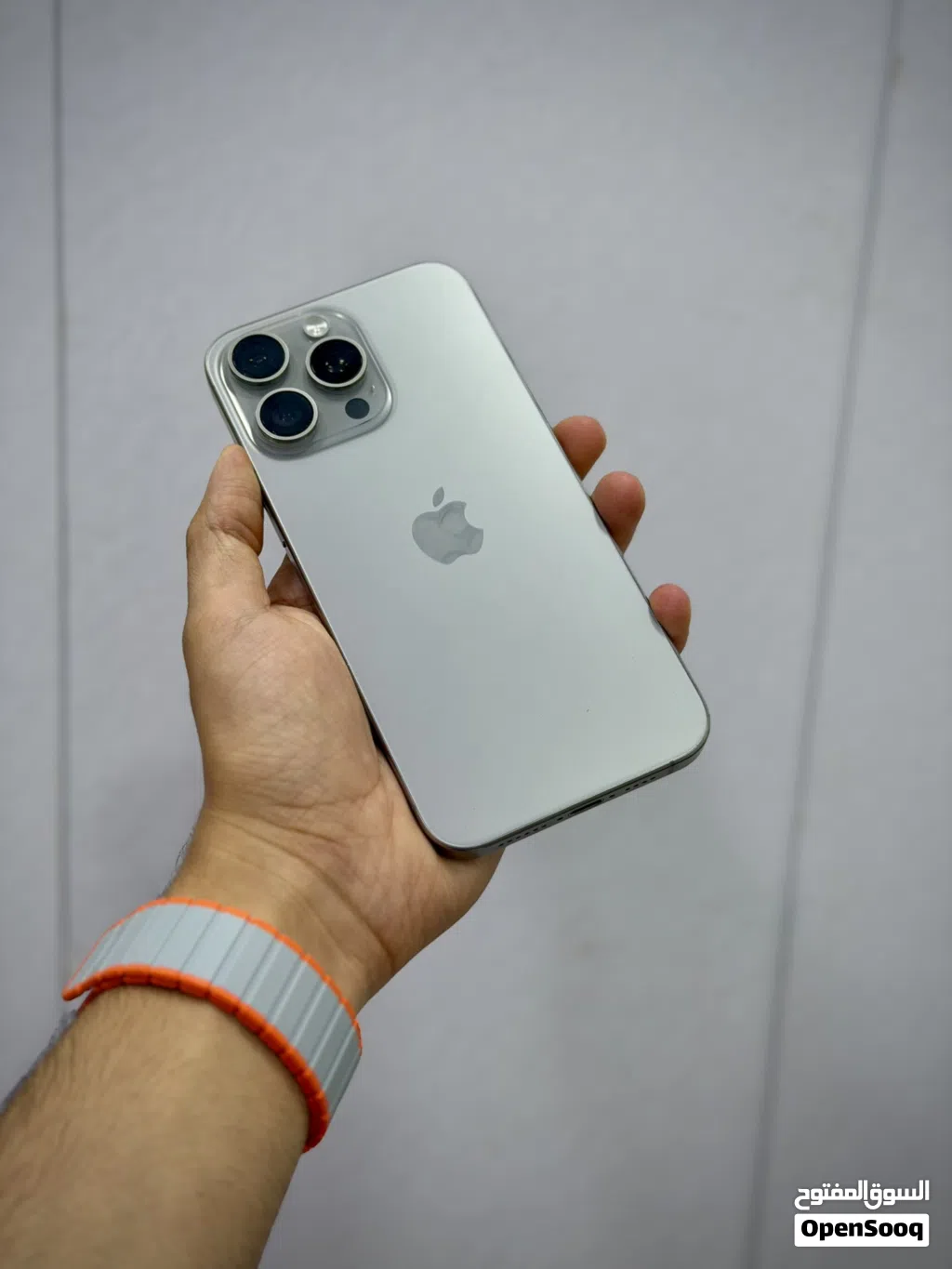 ايفون 15 برو ماكس مستعمل