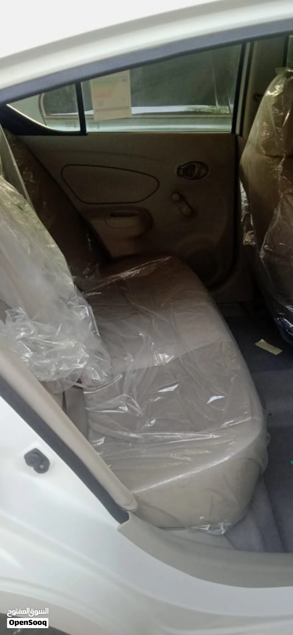Nissan Sunny Standard