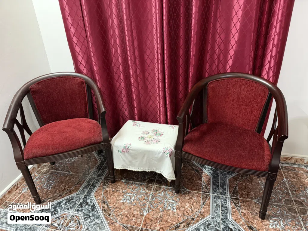كرسيين ديكور بذراعين