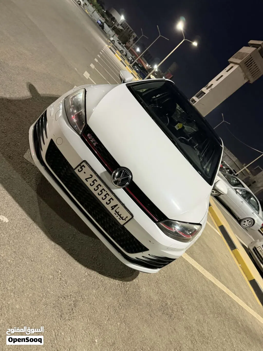 Volkswagen Golf GTI Package 2