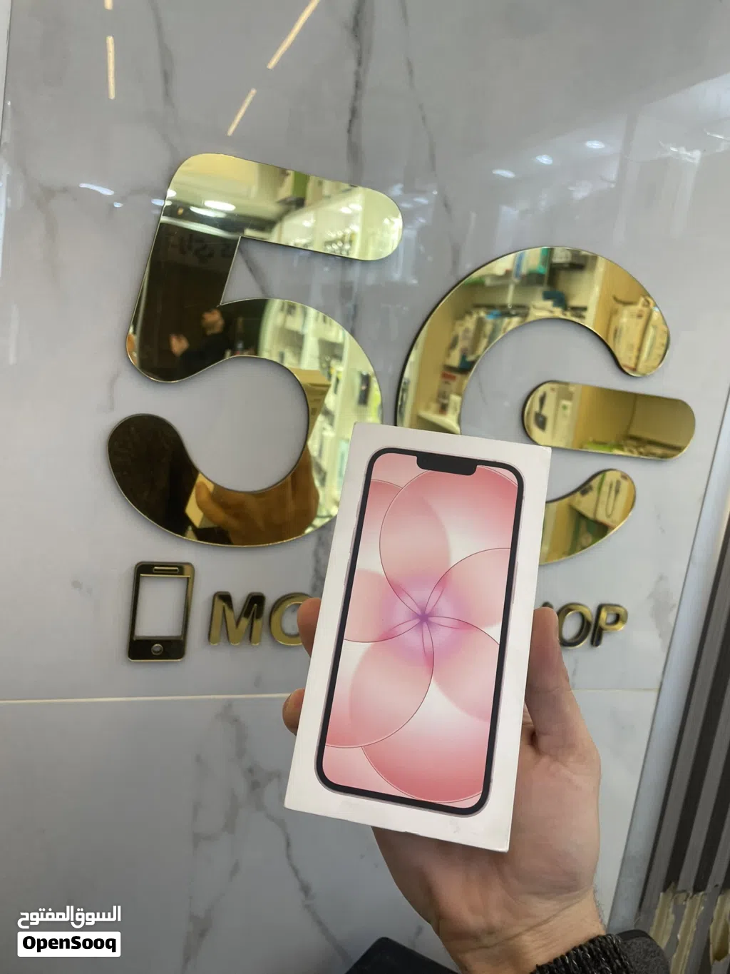 iPhone 17e locked