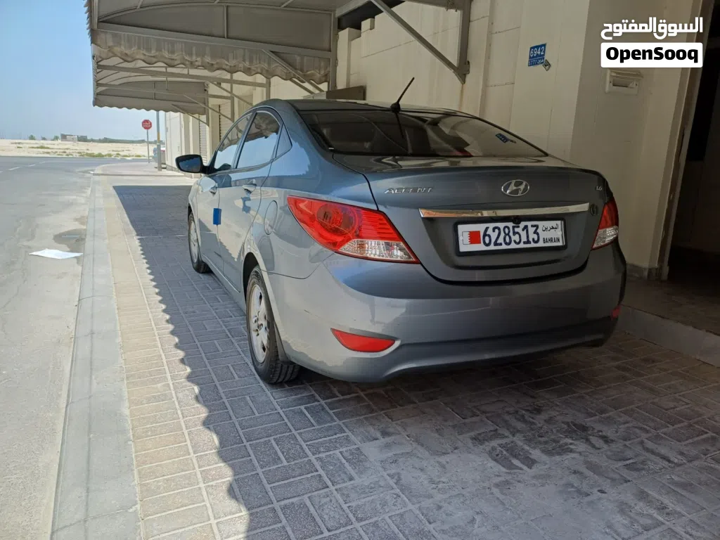 Hyundai Accent Standard