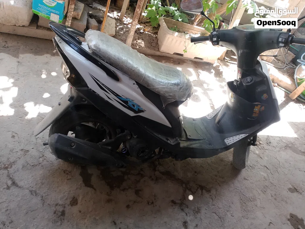 Sharmax Power Max 125