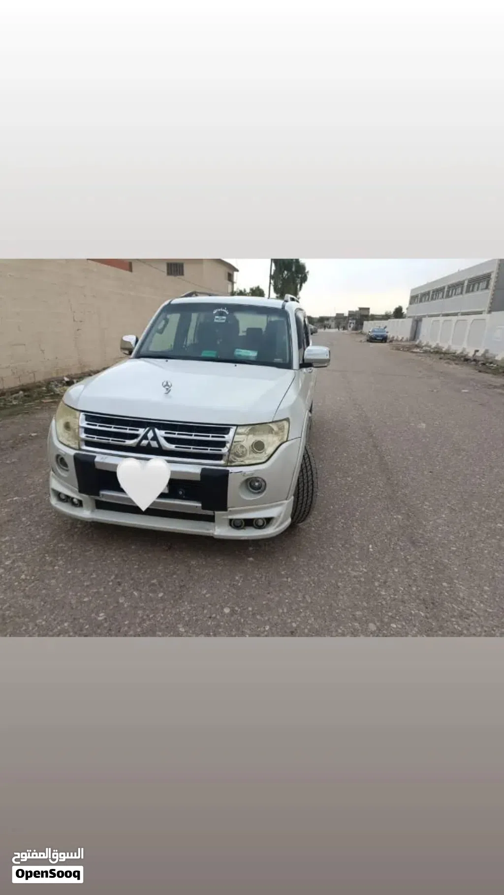 میتسوبیشی پاجێرۆ GLS