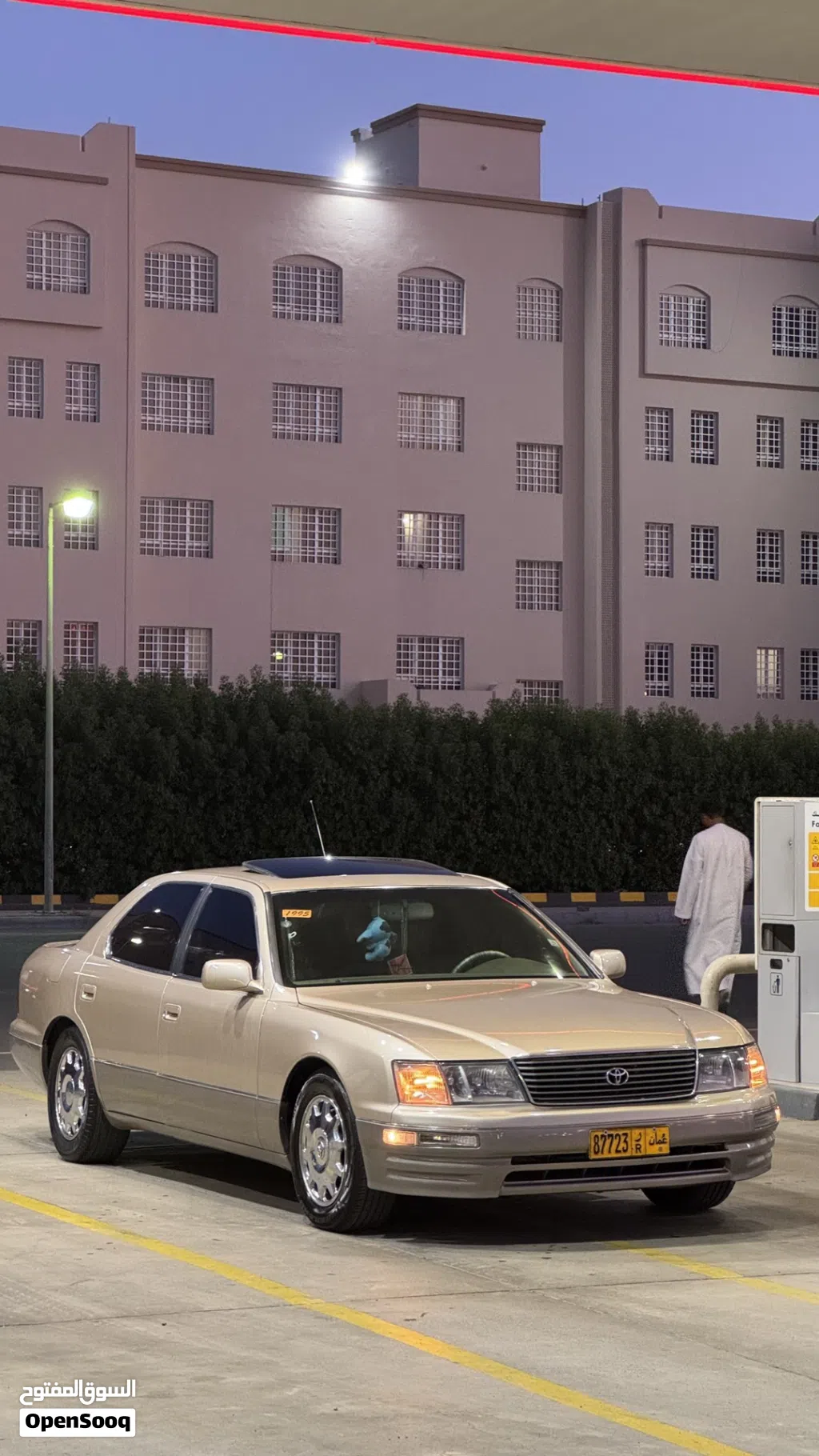 لكزس LS LS 400