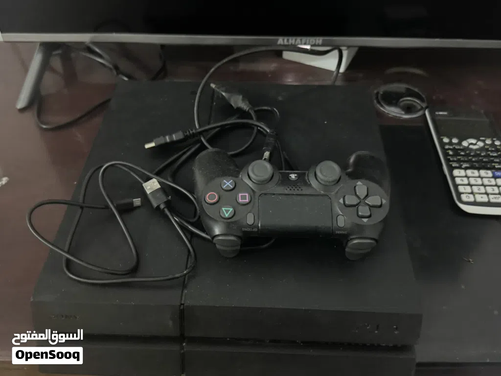 بلي 4 نظافة 90٪ مع قرصين GTAV وبتل 1