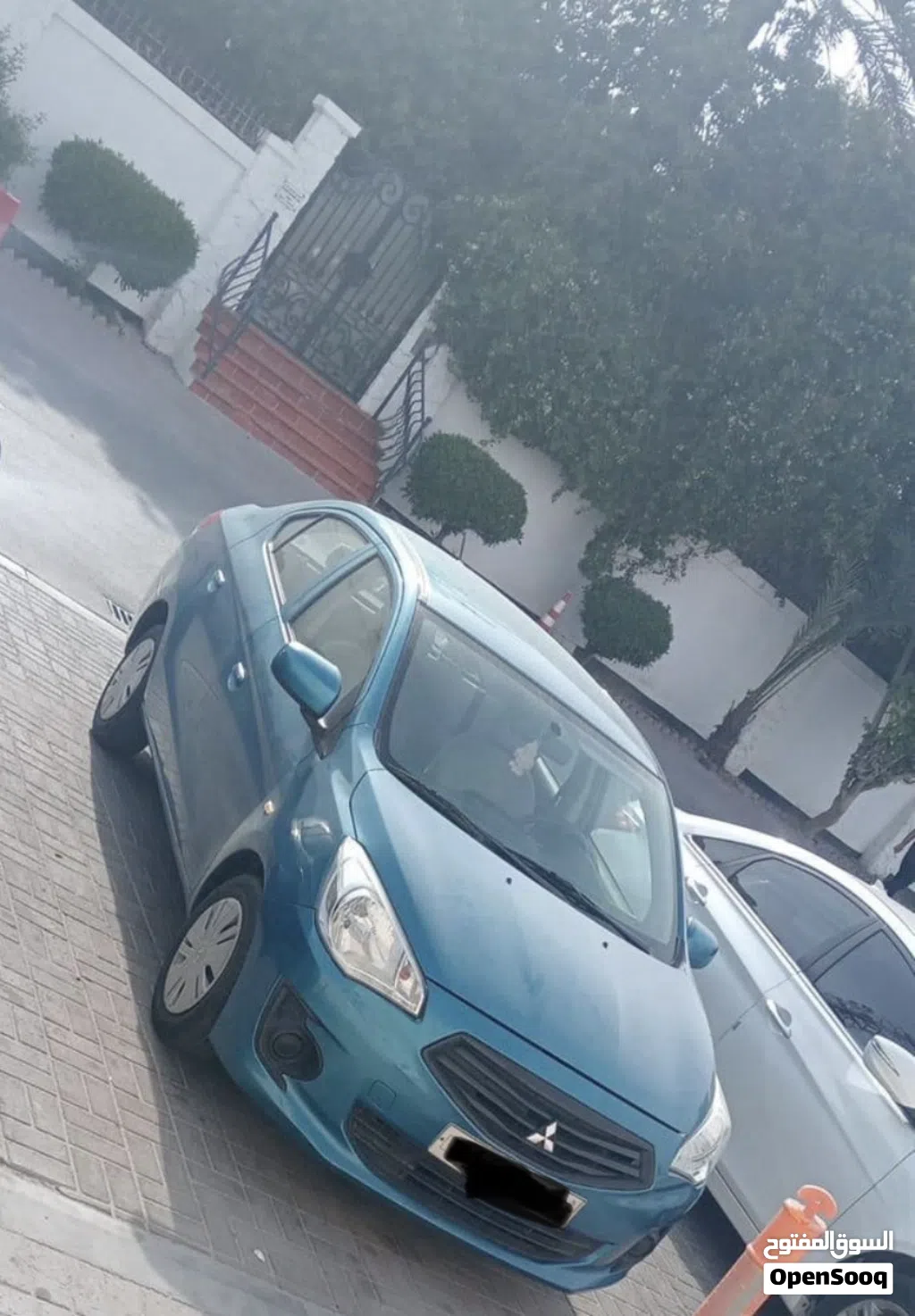 Mitsubishi Attrage Standard