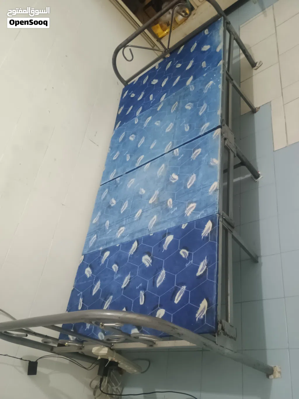 Single Metal Folded Bed and Mattress