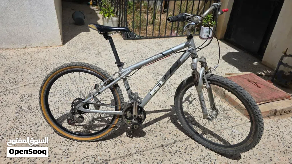 دراجه هوائيه GT) Triple Triangle) المنيوم خفيف جدا صحراوي جبليه Mountain Bike - MTB امريكي