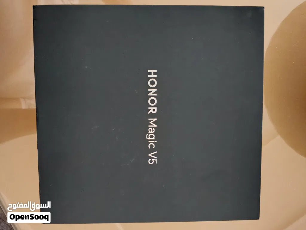 HONOR Magic V5 HONOR Magic V5 ROM:512GB RAM:16GB COLOR:Black MODEL:MBH-N49 Dual SIM