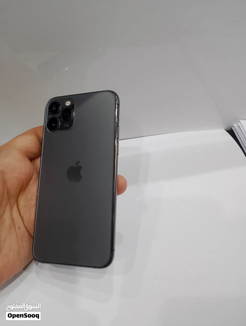 ايفون 11pro جيجا 256