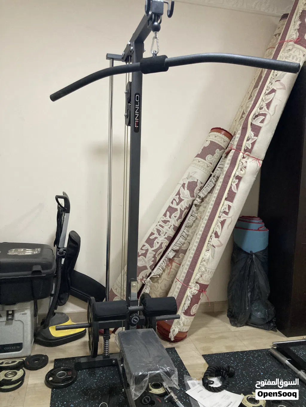Almost New Germany brand Lat machine شبة جديد جهاز السحب الماني