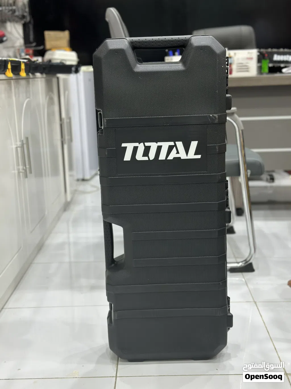 هلتي للحفر والتكسير من شركة TOTAL الاصلية الحجم الكبير وبسعر رخيص