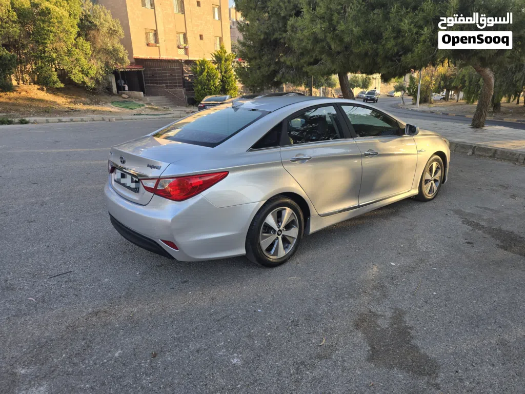 Hyundai Sonata Blue