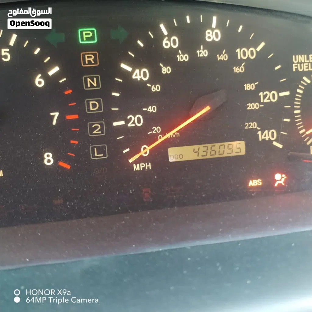 لكزس LS Standard