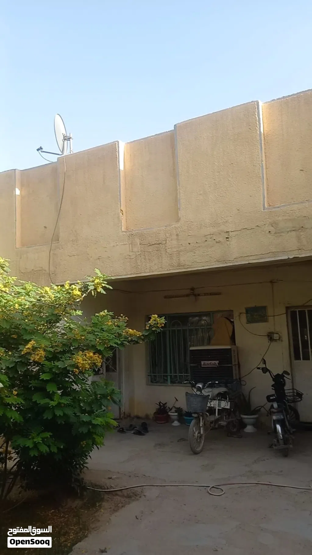بيت للبيع مساحة 240 متر
