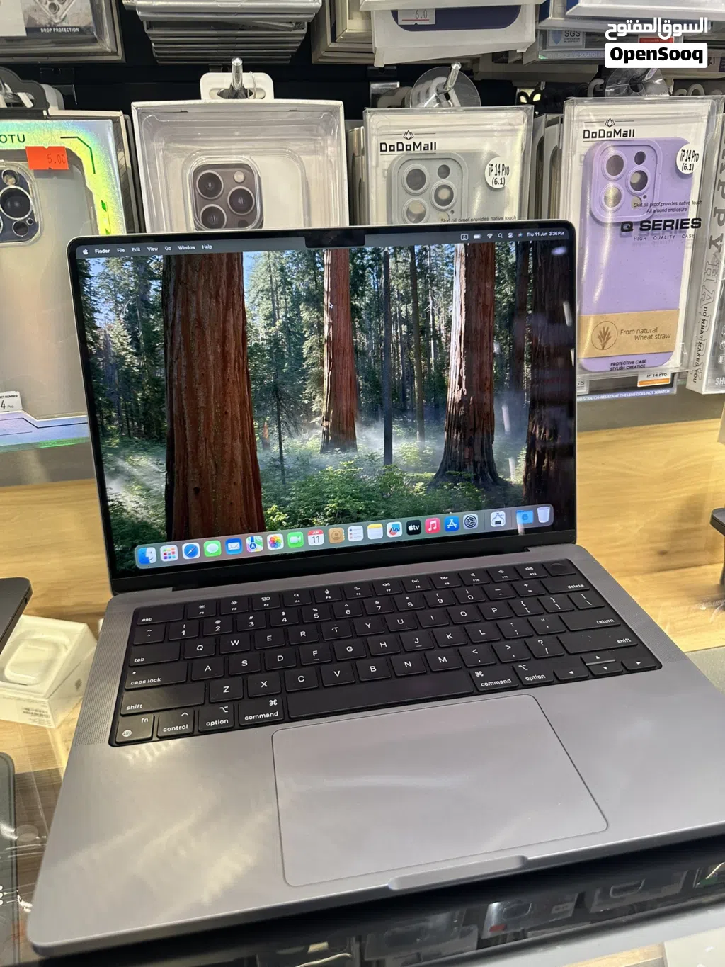 MacBook Pro M1 Pro 16GB RAM 512GB SSD حالة الوكالة