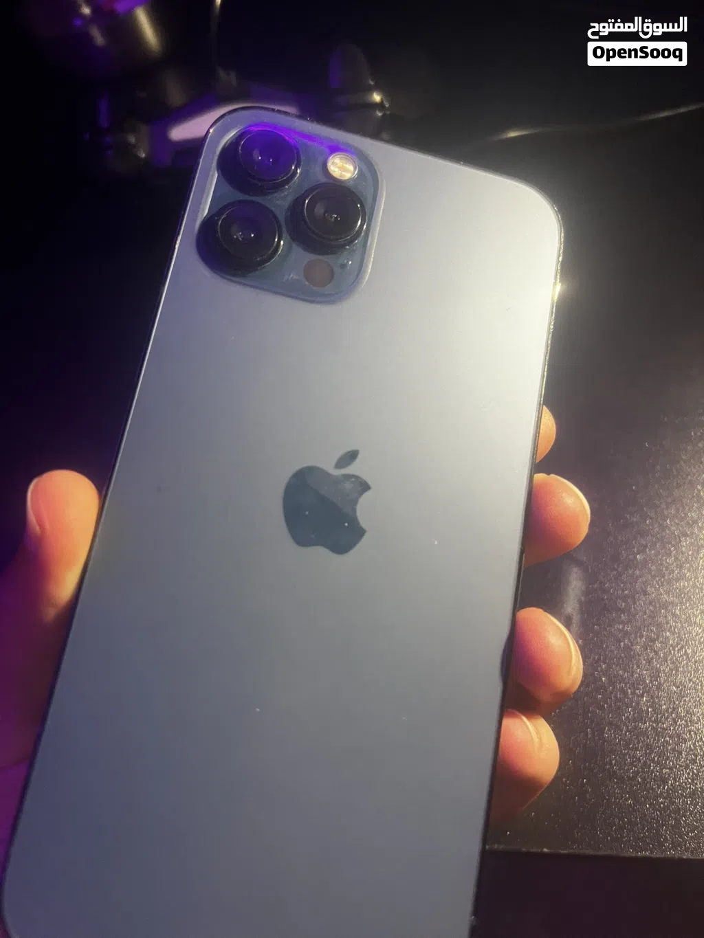 ايفون 12 برو ماكس للبيع