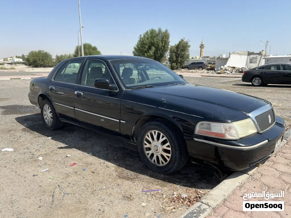 للبيع فورد ماركيز 2003