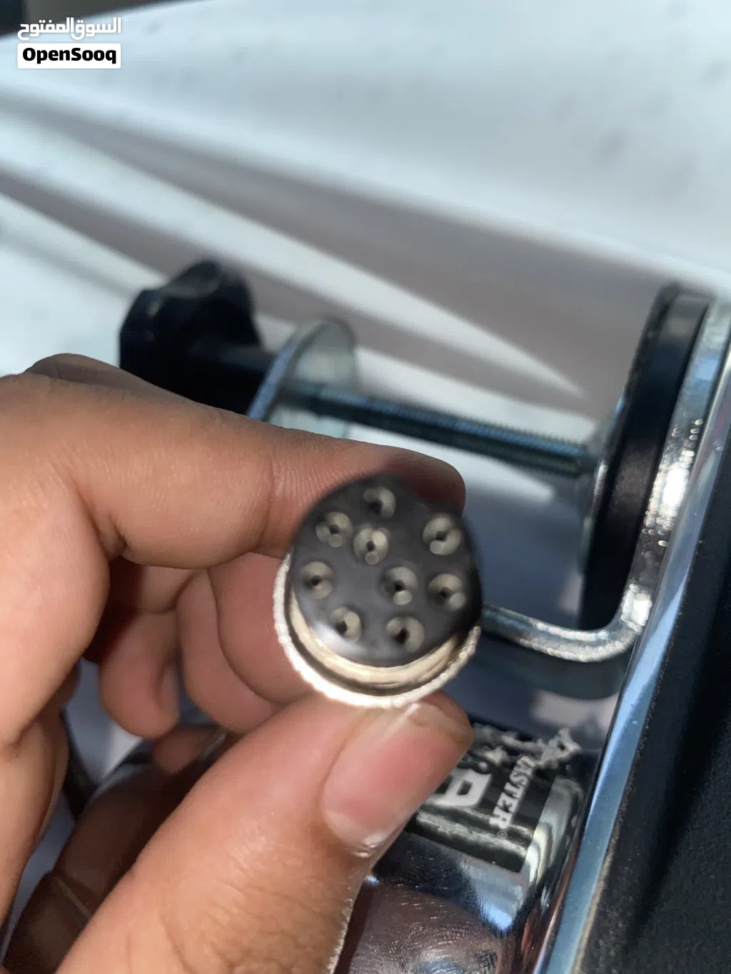 مطلوب واير قير th8a الي يحوله usb