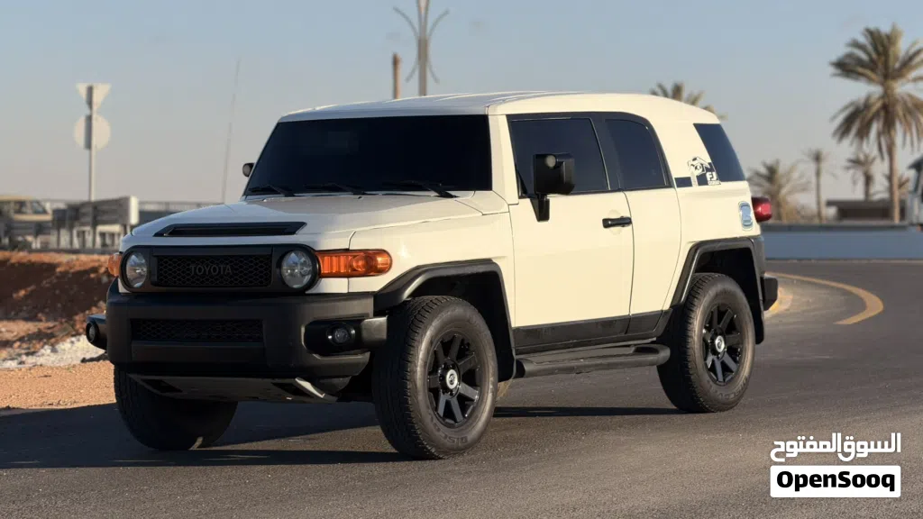 Toyota FJ Top