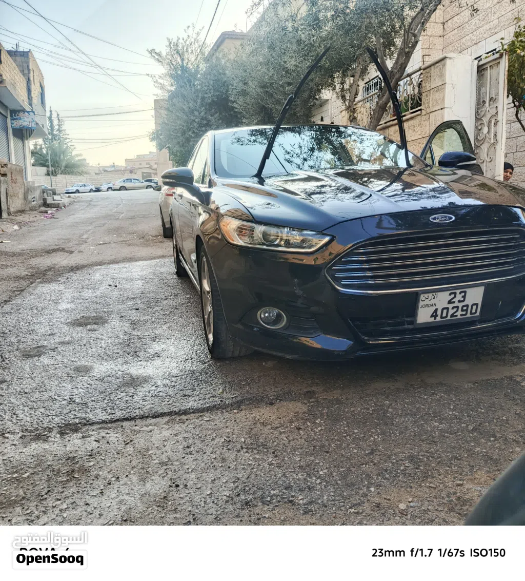 فورد فيوجن SE